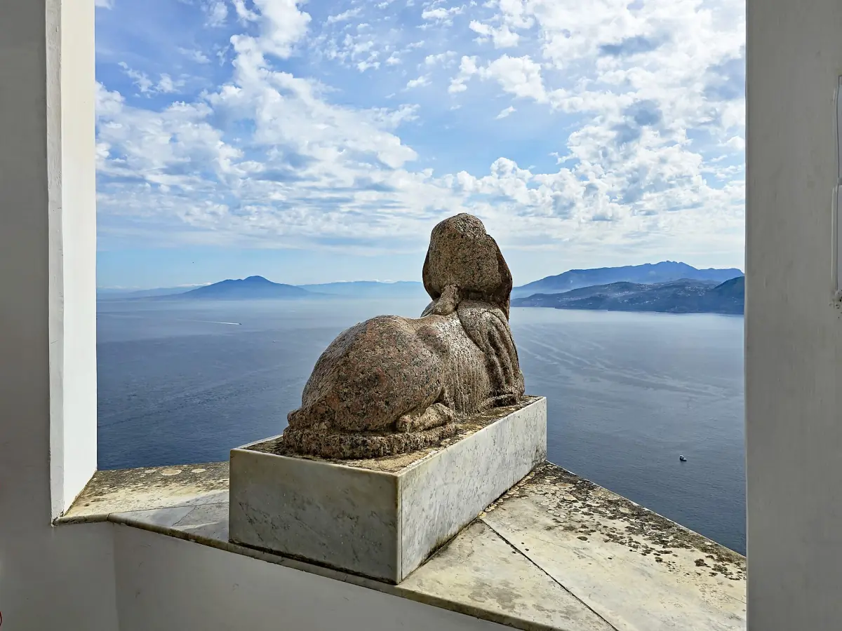 Die Sphinx auf der Terrasse der Villa San Michele